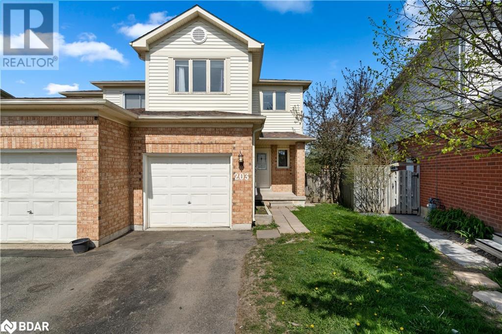Real Estate Listing   203 PICKETT Crescent Barrie
